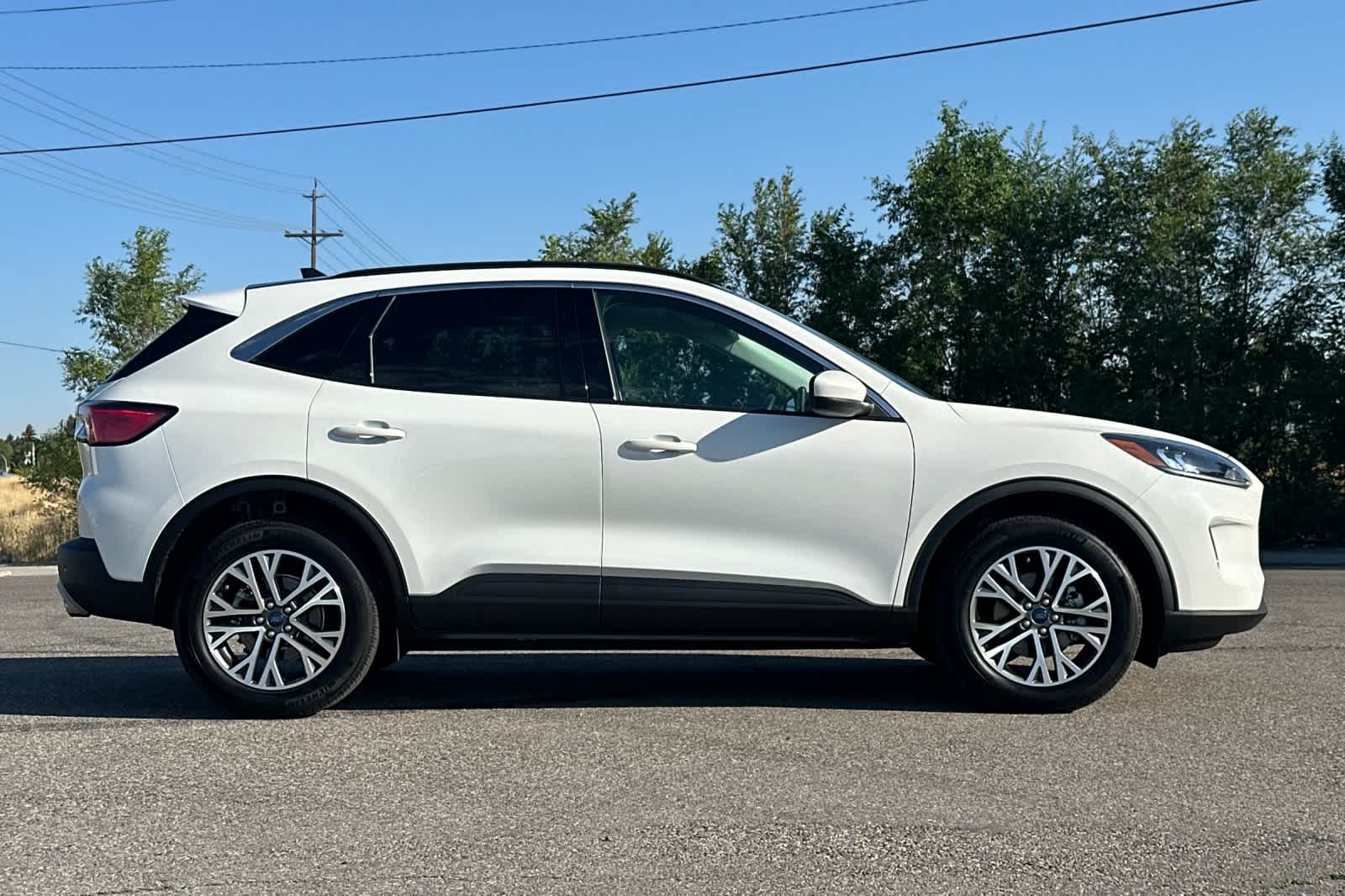 Thumbnail: 2021 Ford Escape - 8