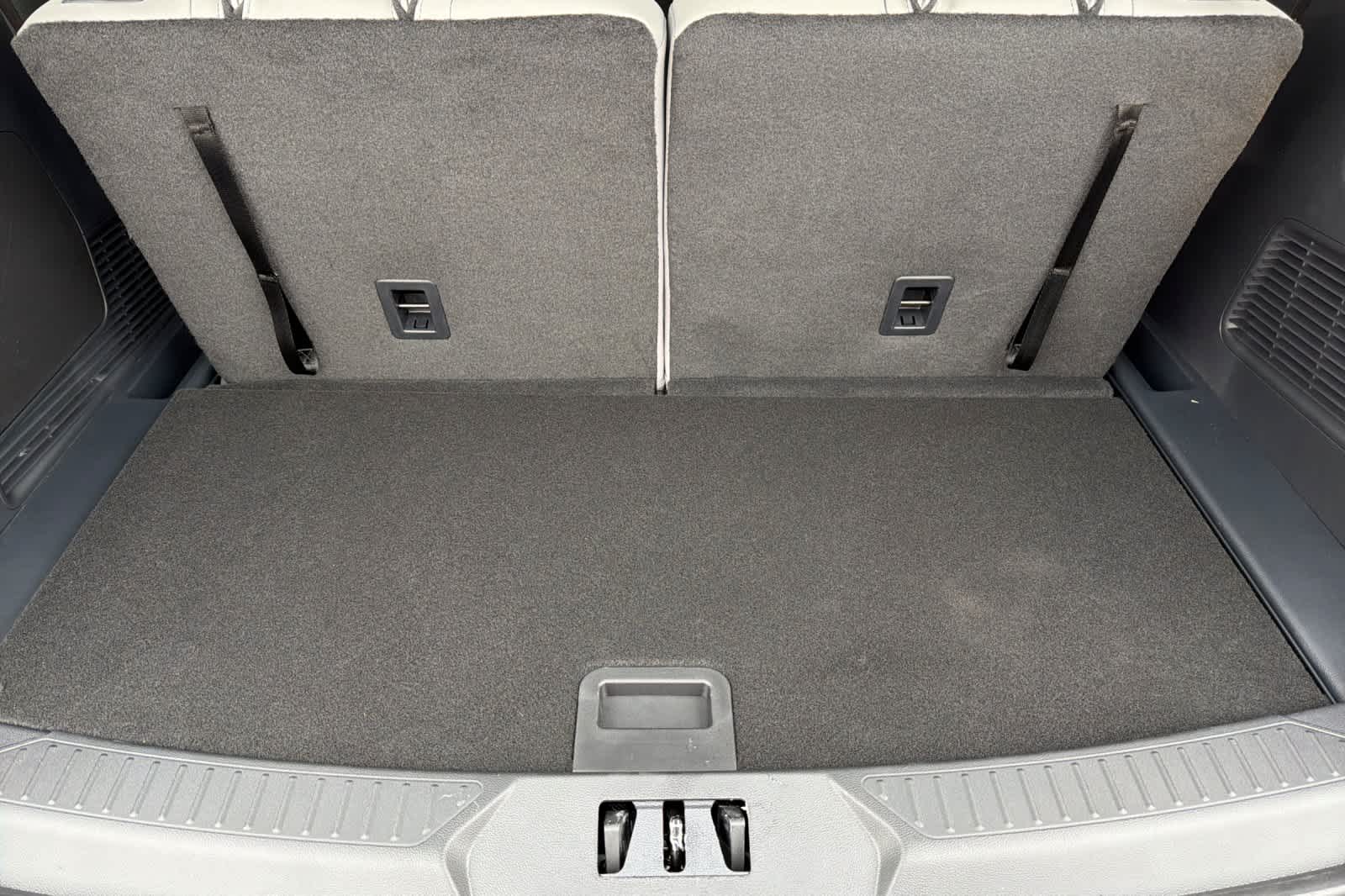 Thumbnail: 2026 Ford Explorer - 16