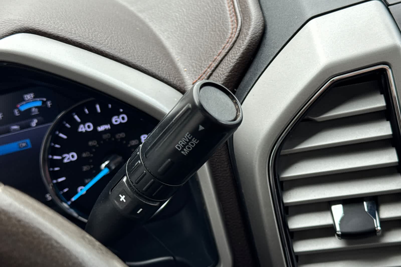 Thumbnail: 2020 Ford F-350 - 21