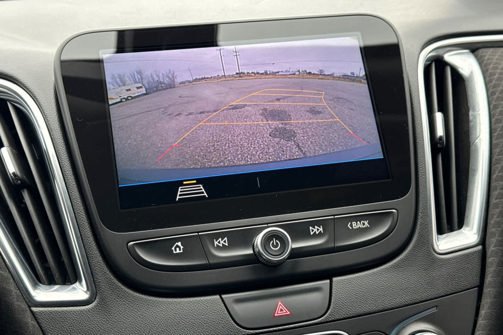 Thumbnail: 2019 Chevrolet Malibu - 18