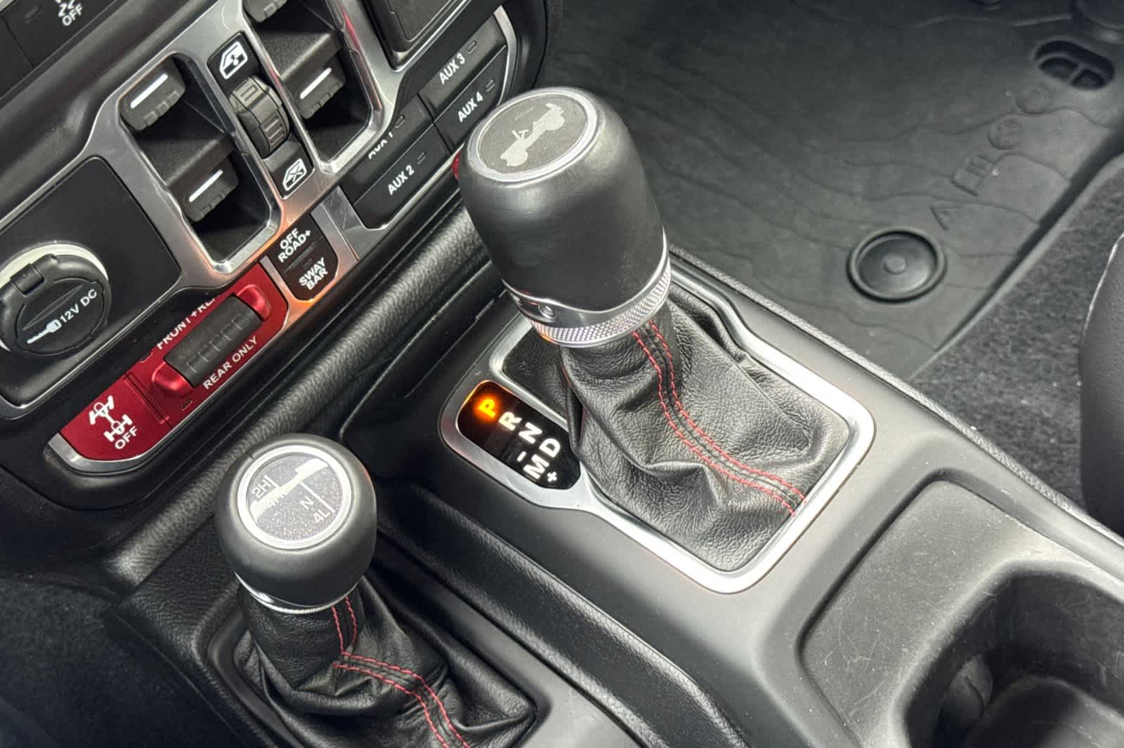 Thumbnail: 2021 Jeep Wrangler - 22