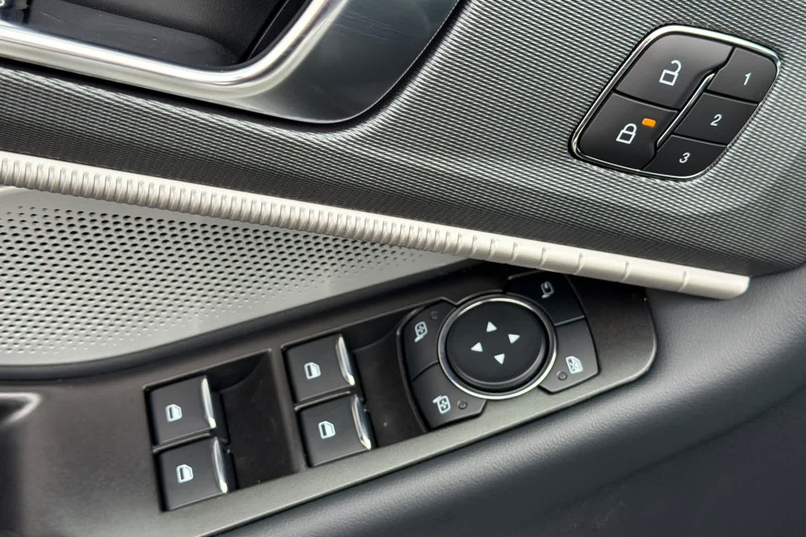 Thumbnail: 2026 Ford Explorer - 13