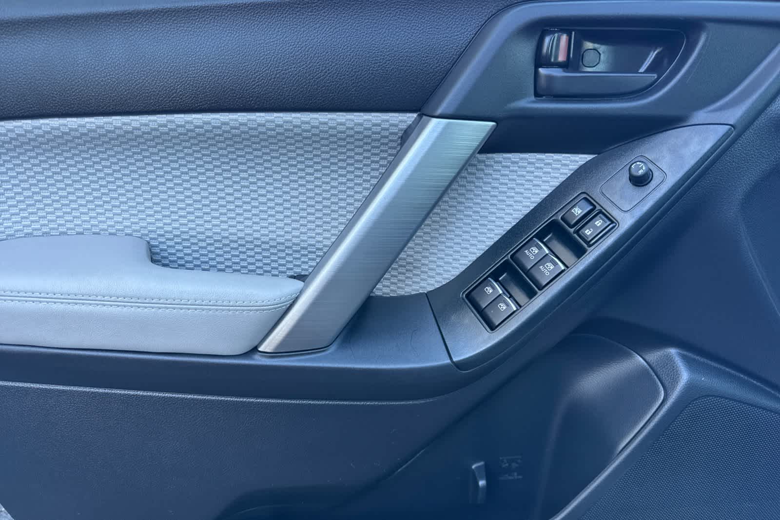 Thumbnail: 2018 Subaru Forester - 12