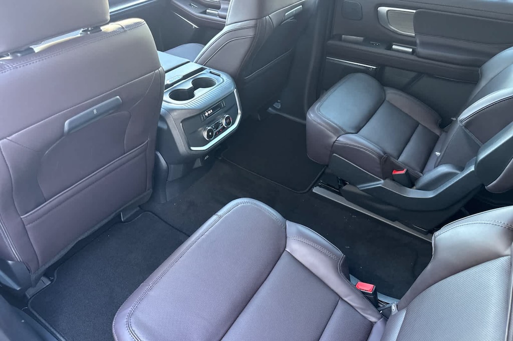 New 2025 Ford Expedition Platinum SUV