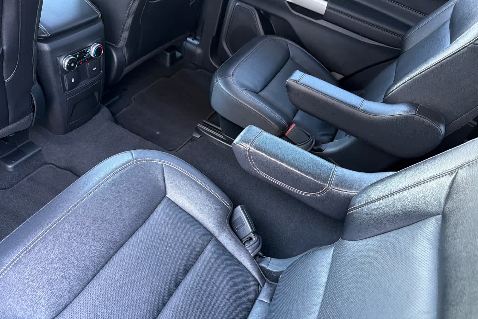 Thumbnail: 2023 Ford Explorer - 4