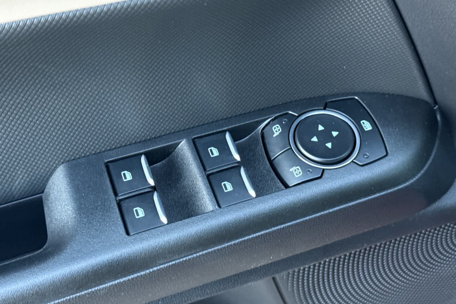 Thumbnail: 2025 Ford Bronco Sport - 13