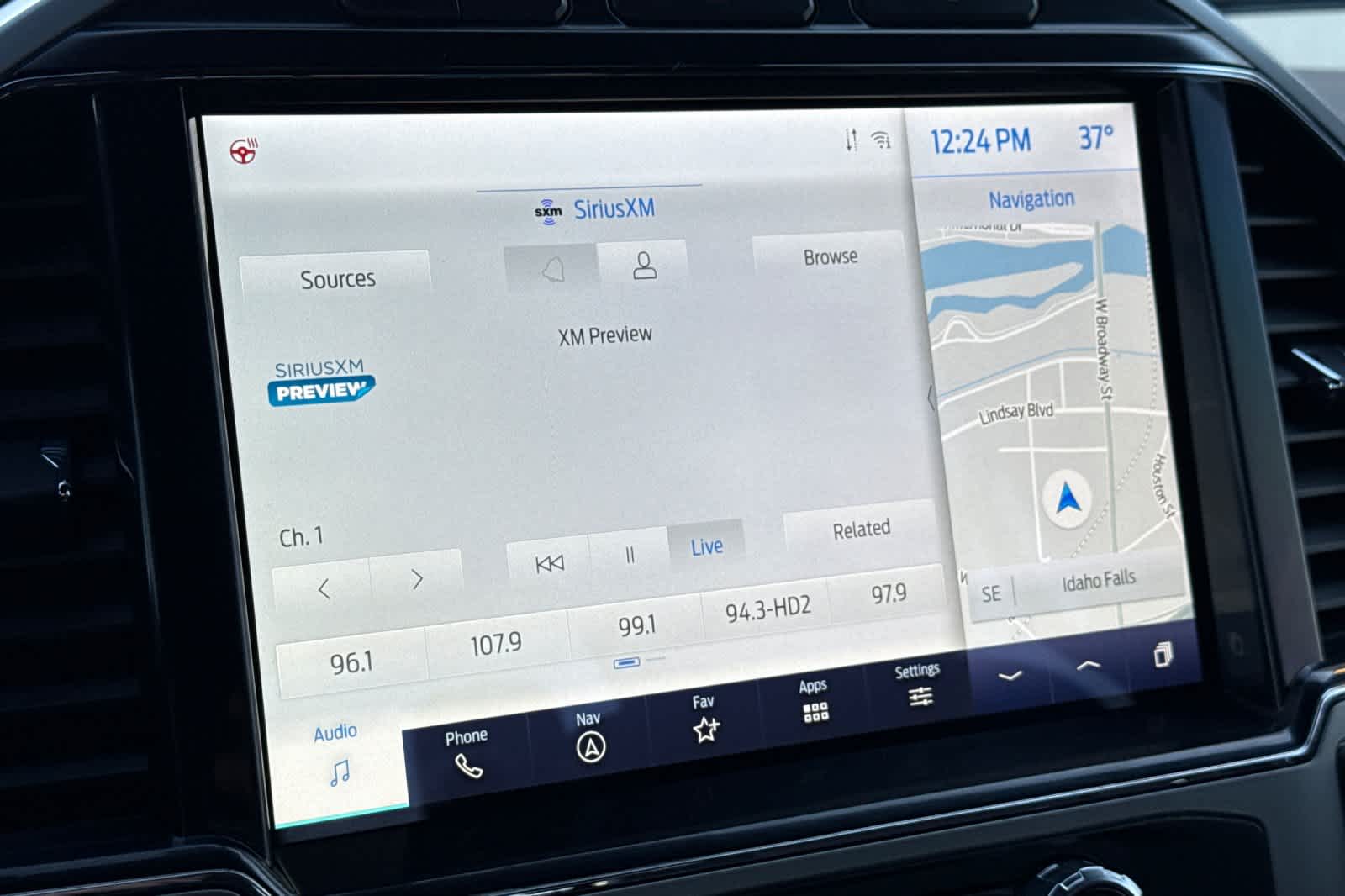 Thumbnail: 2022 Ford F-350 - 17