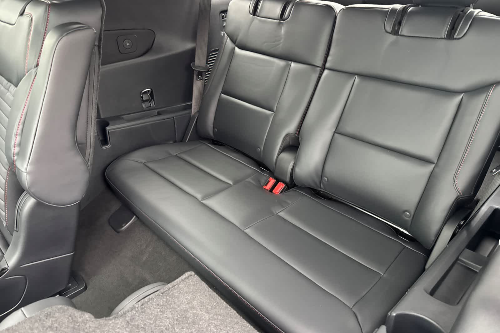 Thumbnail: 2026 Ford Explorer - 15