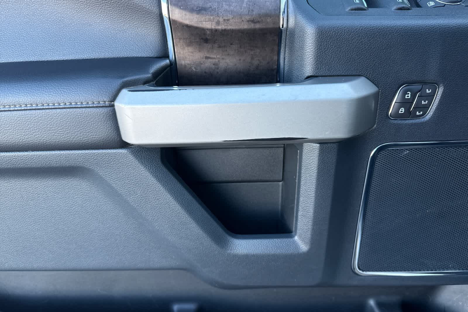 Thumbnail: 2022 Ford F-350 - 12