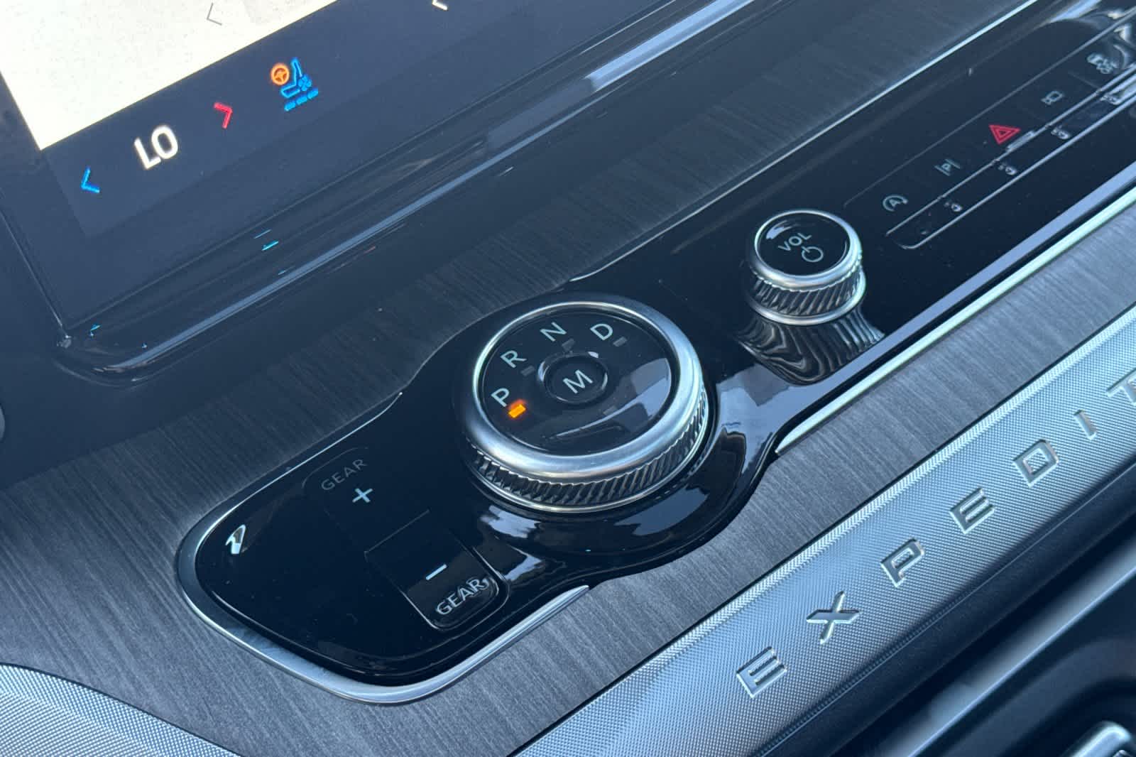 Thumbnail: 2025 Ford Expedition - 23