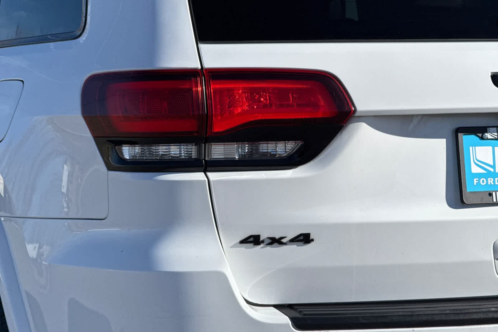 Thumbnail: 2020 Jeep Grand Cherokee - 28