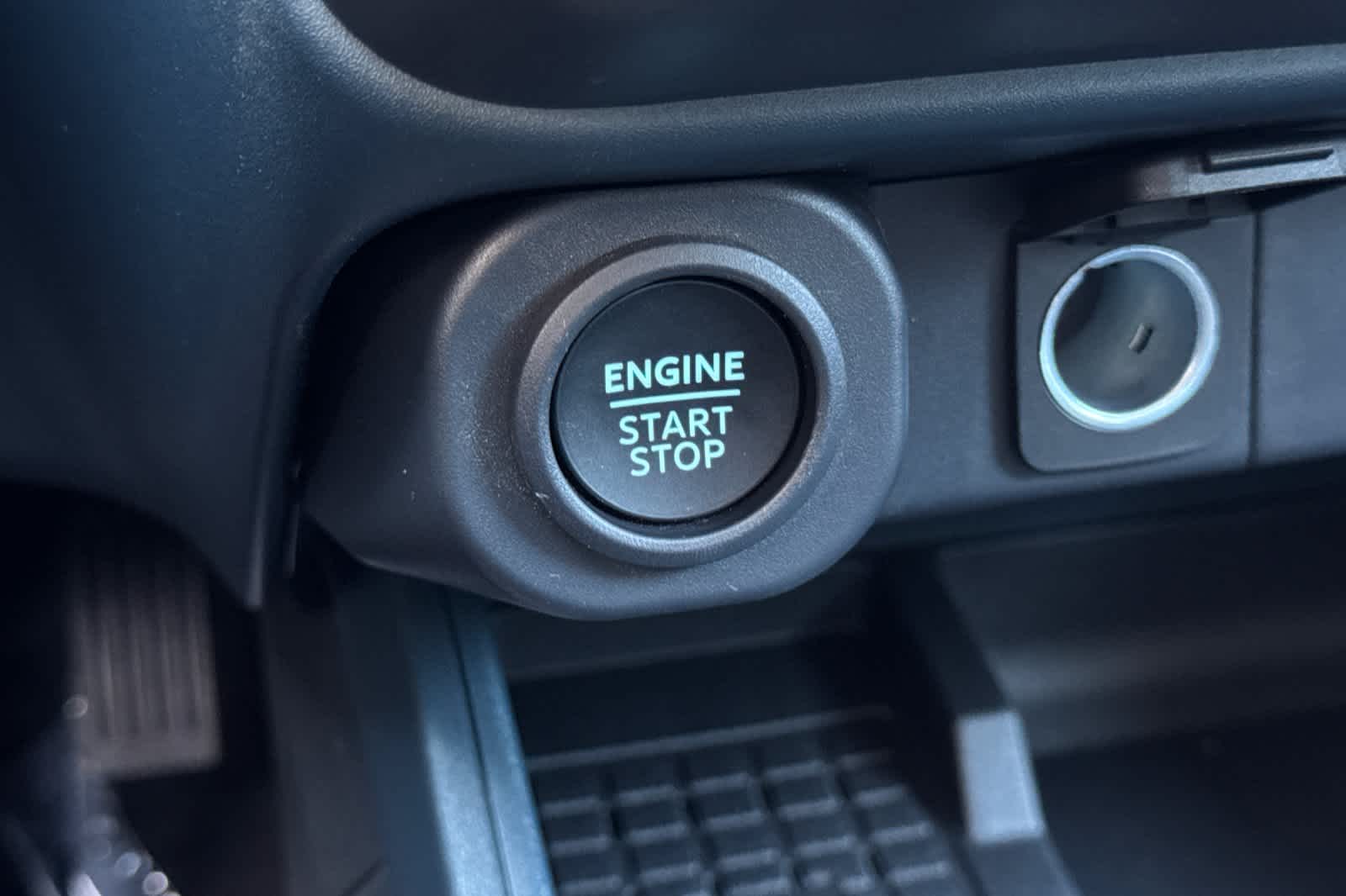 Thumbnail: 2025 Ford Maverick - 22