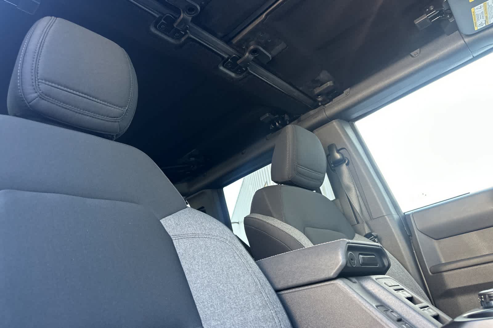 Thumbnail: 2025 Ford Bronco - 17