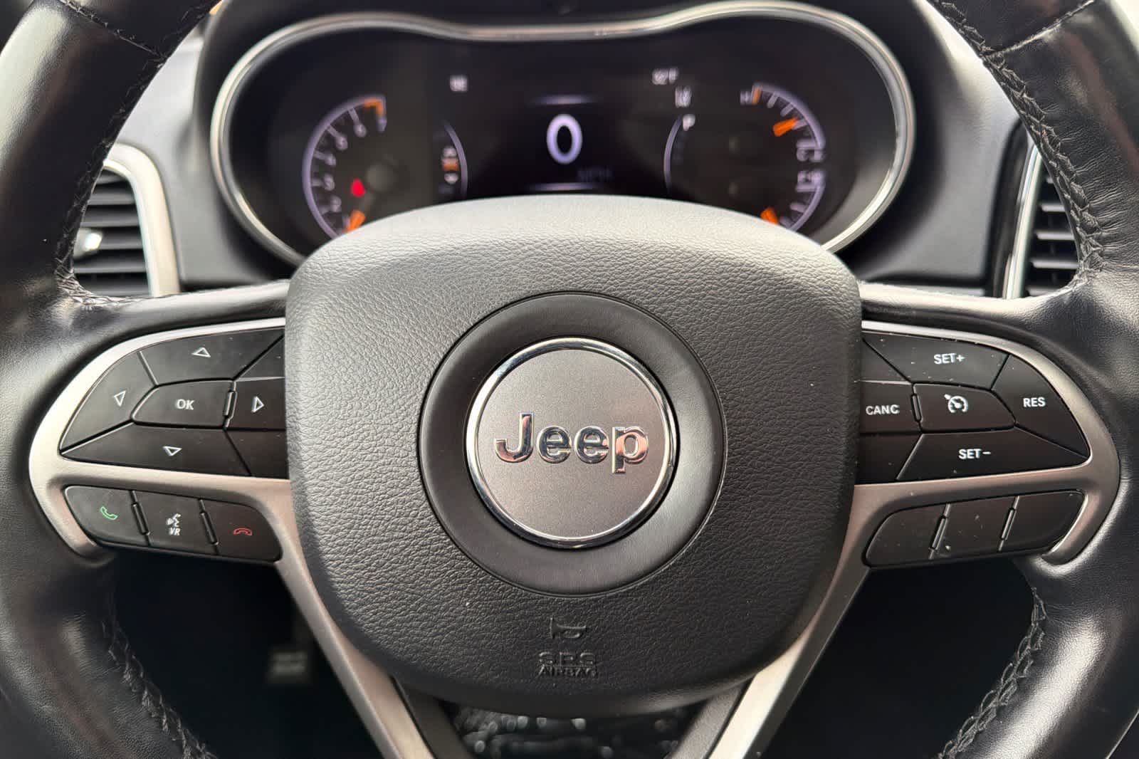 Thumbnail: 2020 Jeep Grand Cherokee - 24