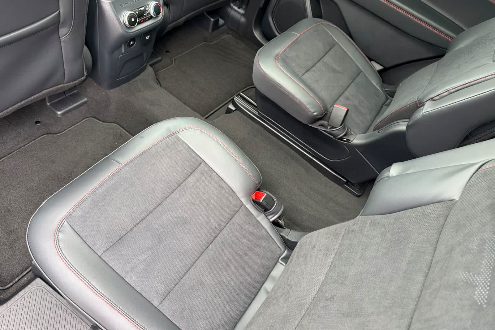 Thumbnail: 2026 Ford Explorer - 4