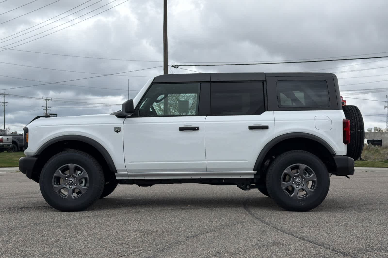 Thumbnail: 2026 Ford Bronco - 5