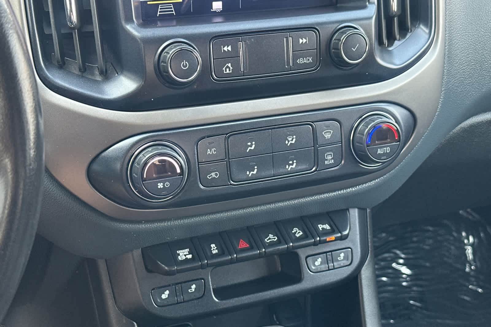 Thumbnail: 2020 Chevrolet Colorado - 19