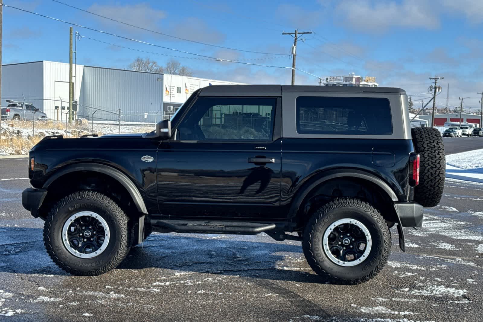 Thumbnail: 2022 Ford Bronco - 5