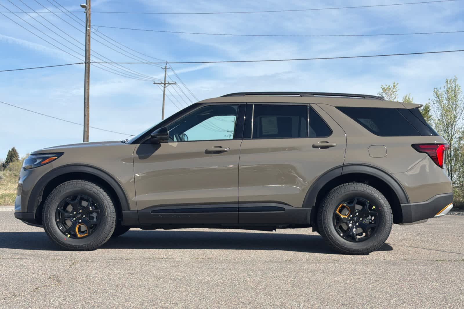 Thumbnail: 2026 Ford Explorer - 5