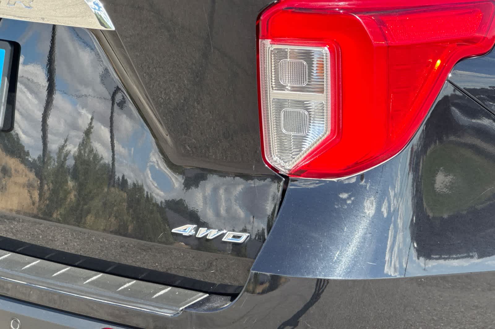 Thumbnail: 2024 Ford Explorer - 28