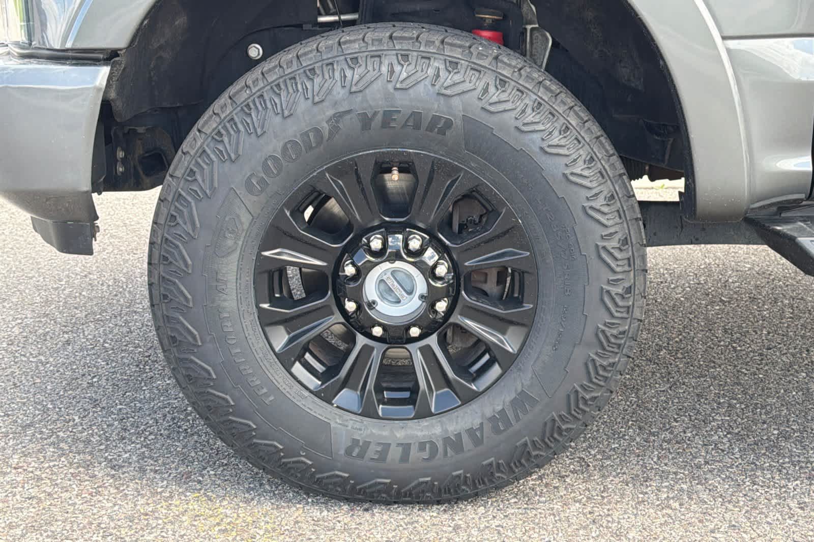 Thumbnail: 2022 Ford F-350 - 25