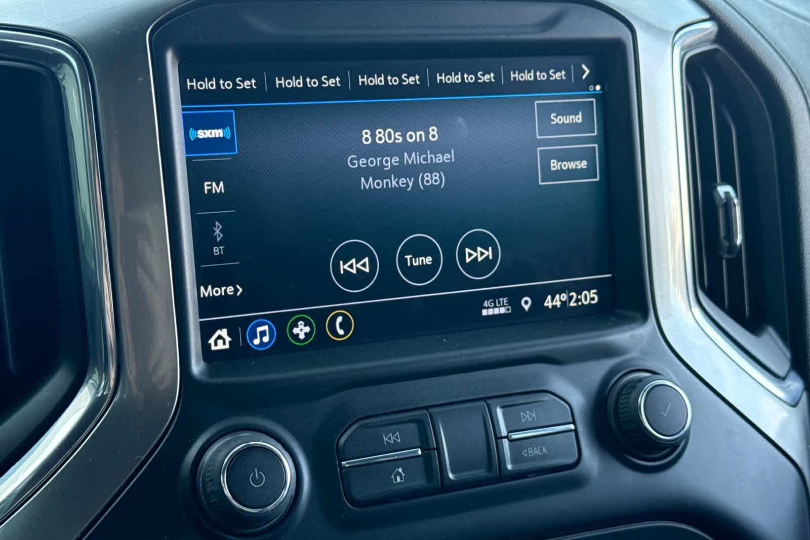 Thumbnail: 2021 Chevrolet Silverado 1500 - 17