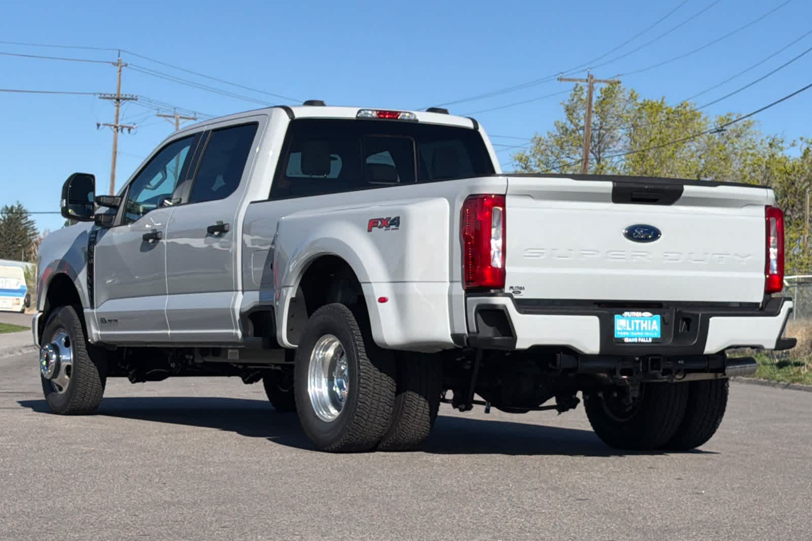 2026 Ford F-350 Super Duty XL - Photo 6