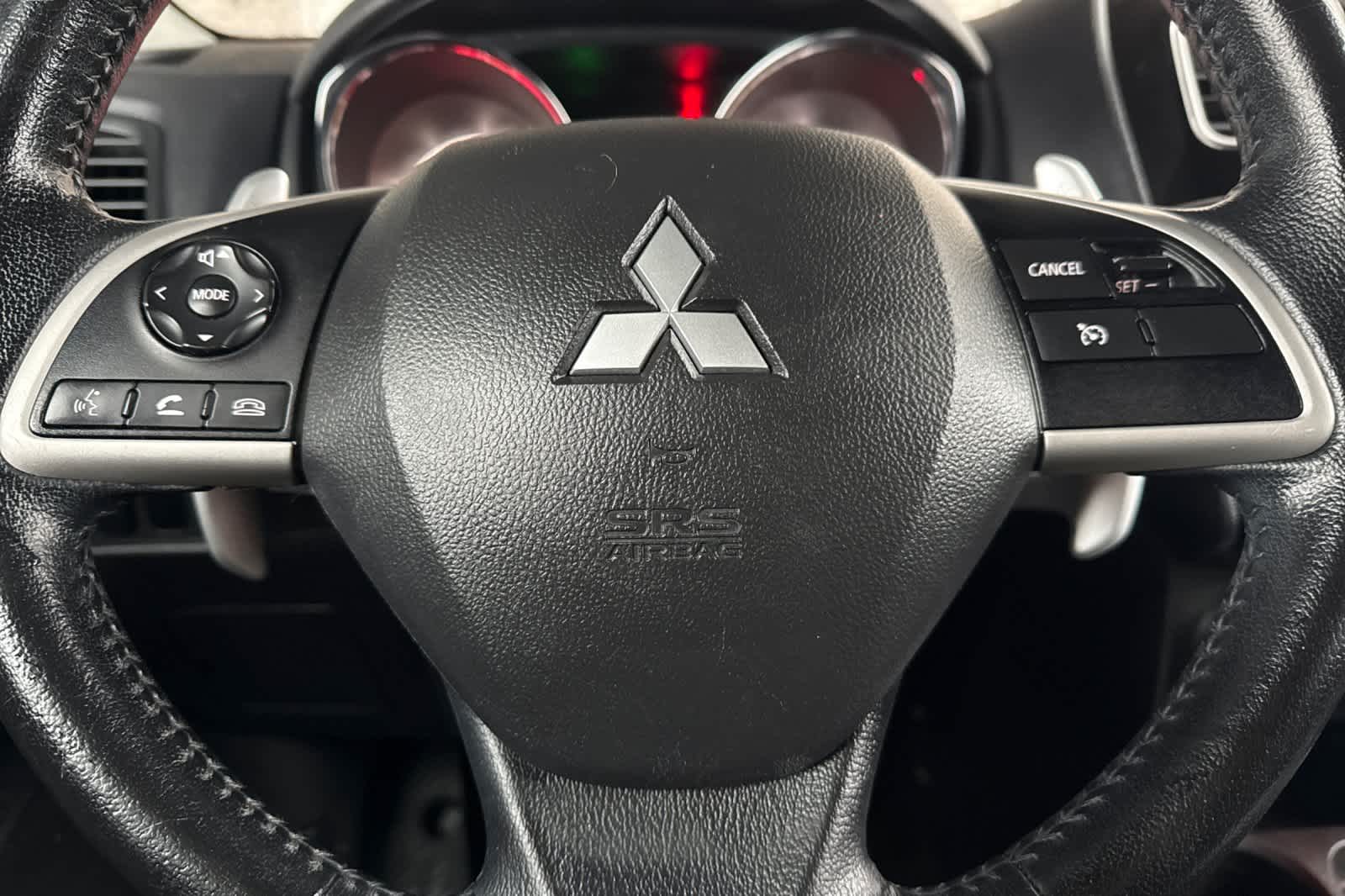 Thumbnail: 2015 Mitsubishi Outlander Sport - 21