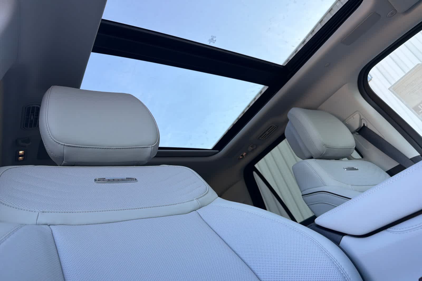 Thumbnail: 2026 Ford Expedition - 18