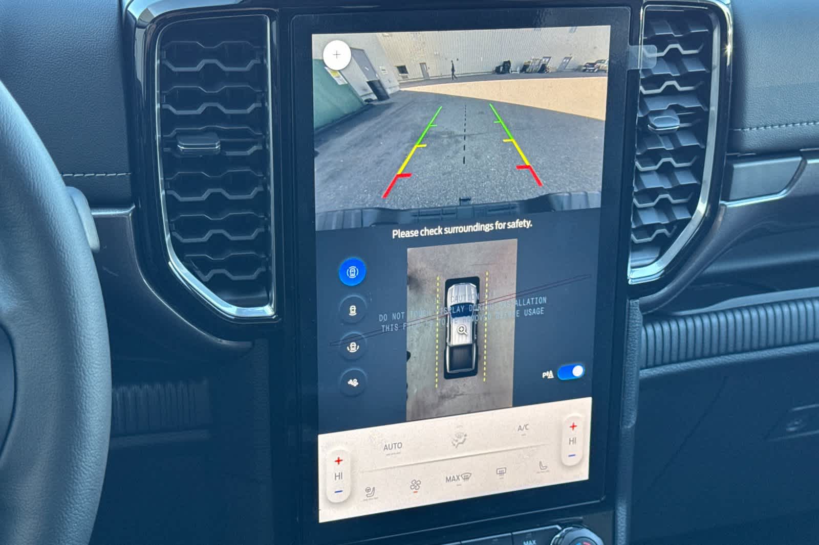 Thumbnail: 2025 Ford Ranger - 19