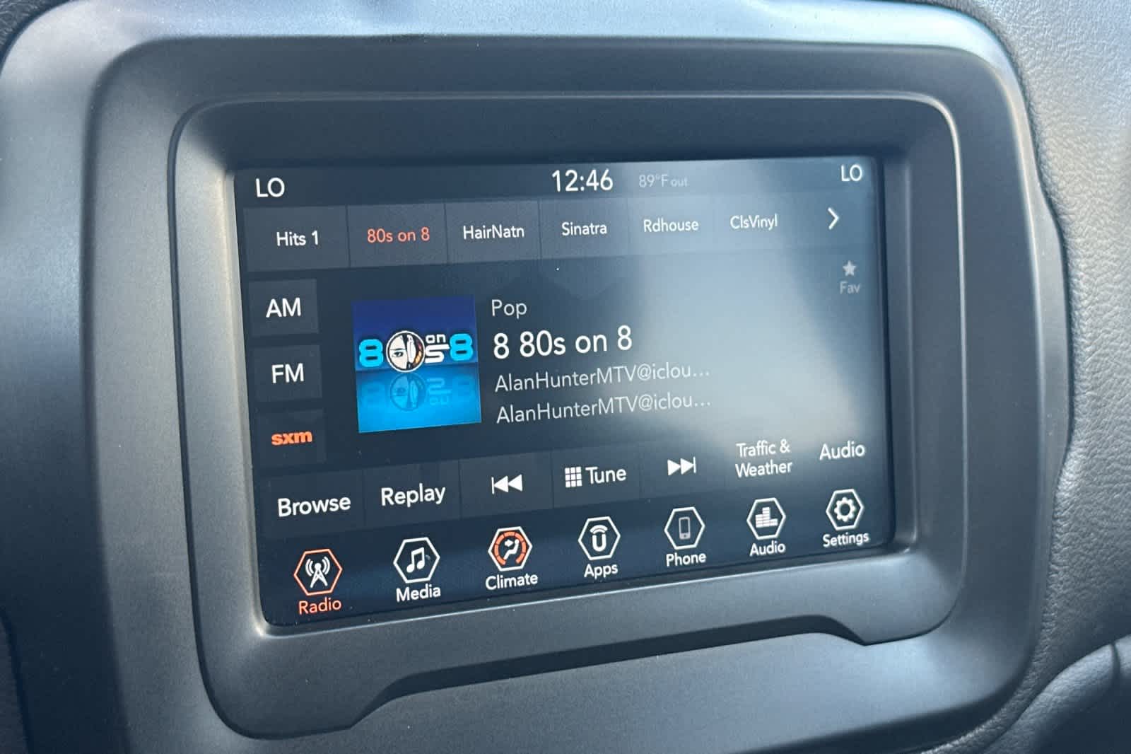 Thumbnail: 2018 Jeep Renegade - 18