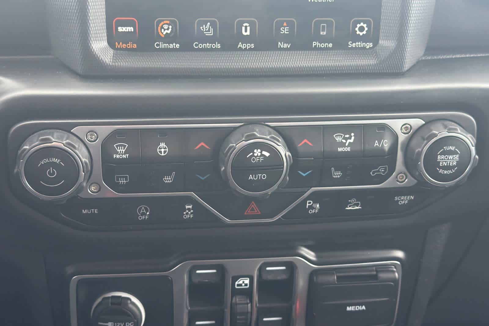 Thumbnail: 2022 Jeep Gladiator - 20