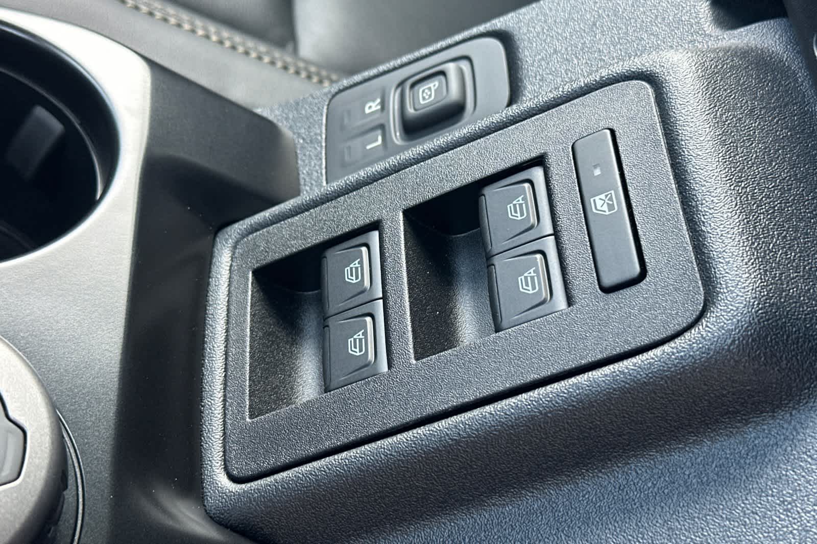 Thumbnail: 2025 Ford Bronco - 13