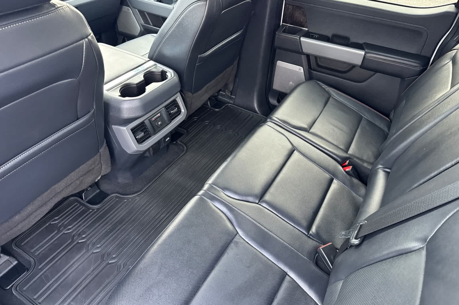 2024 Ford F-250 Lariat photo 4