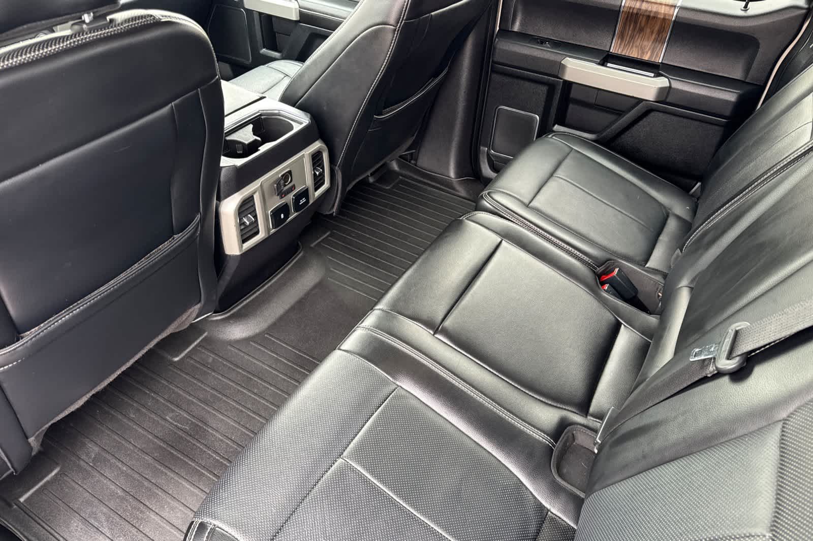 2018 Ford F-150 Lariat photo 4