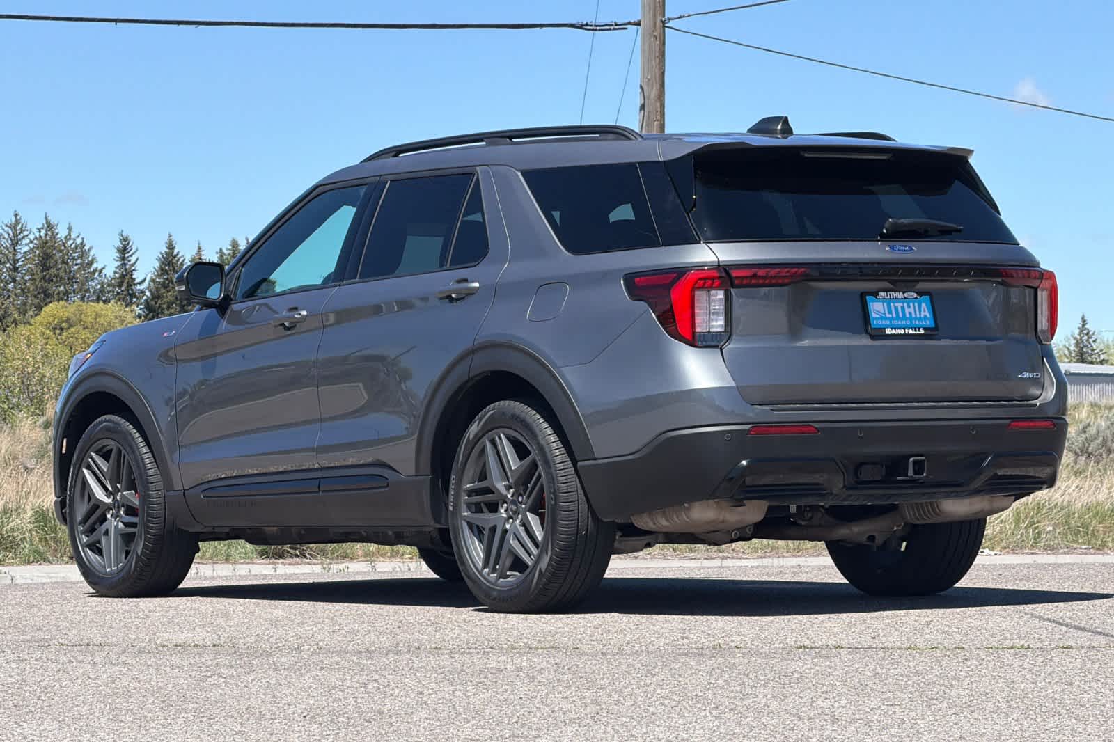 2025 Ford Explorer ST-LINE - Photo 6