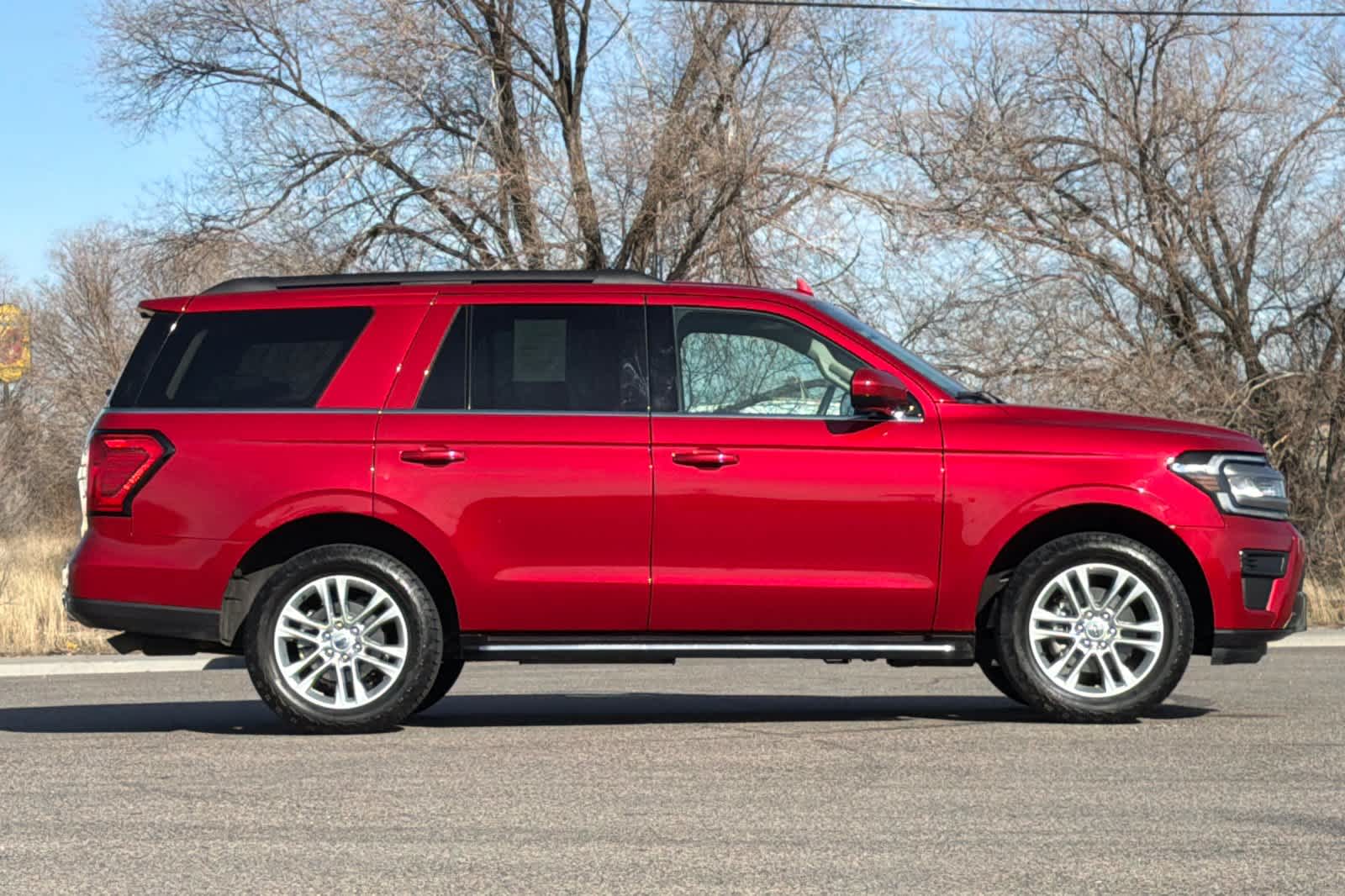 Thumbnail: 2022 Ford Expedition - 8