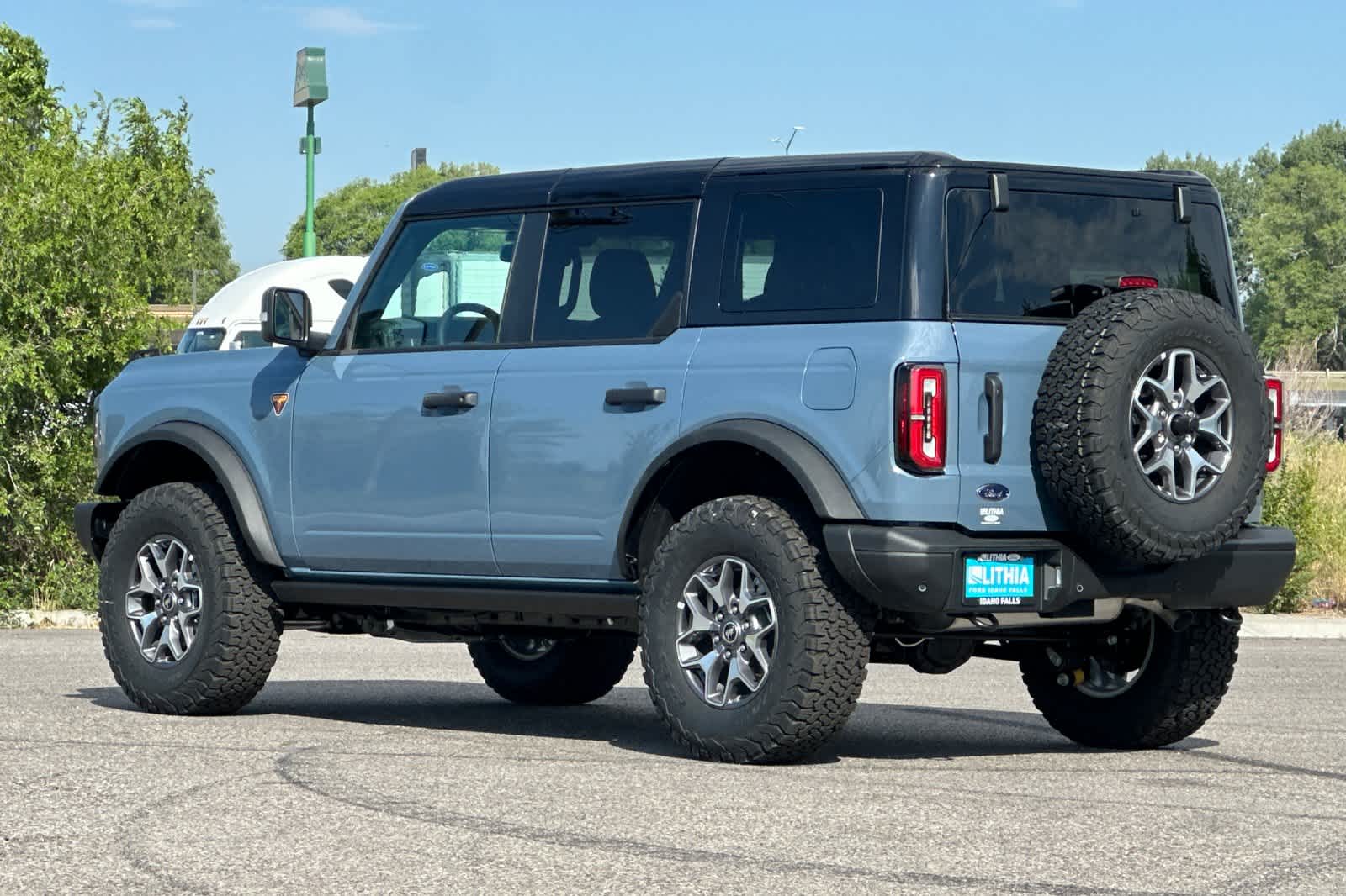 Thumbnail: 2025 Ford Bronco - 6