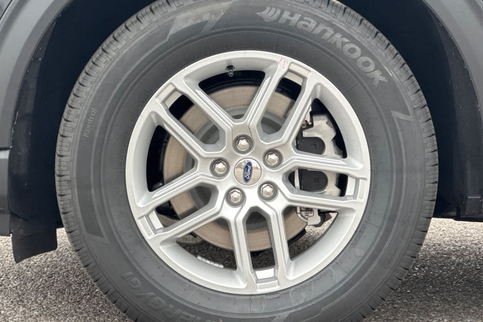 Thumbnail: 2026 Ford Explorer - 28