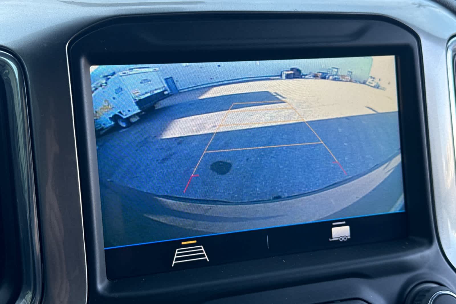 Thumbnail: 2021 Chevrolet Silverado 1500 - 18