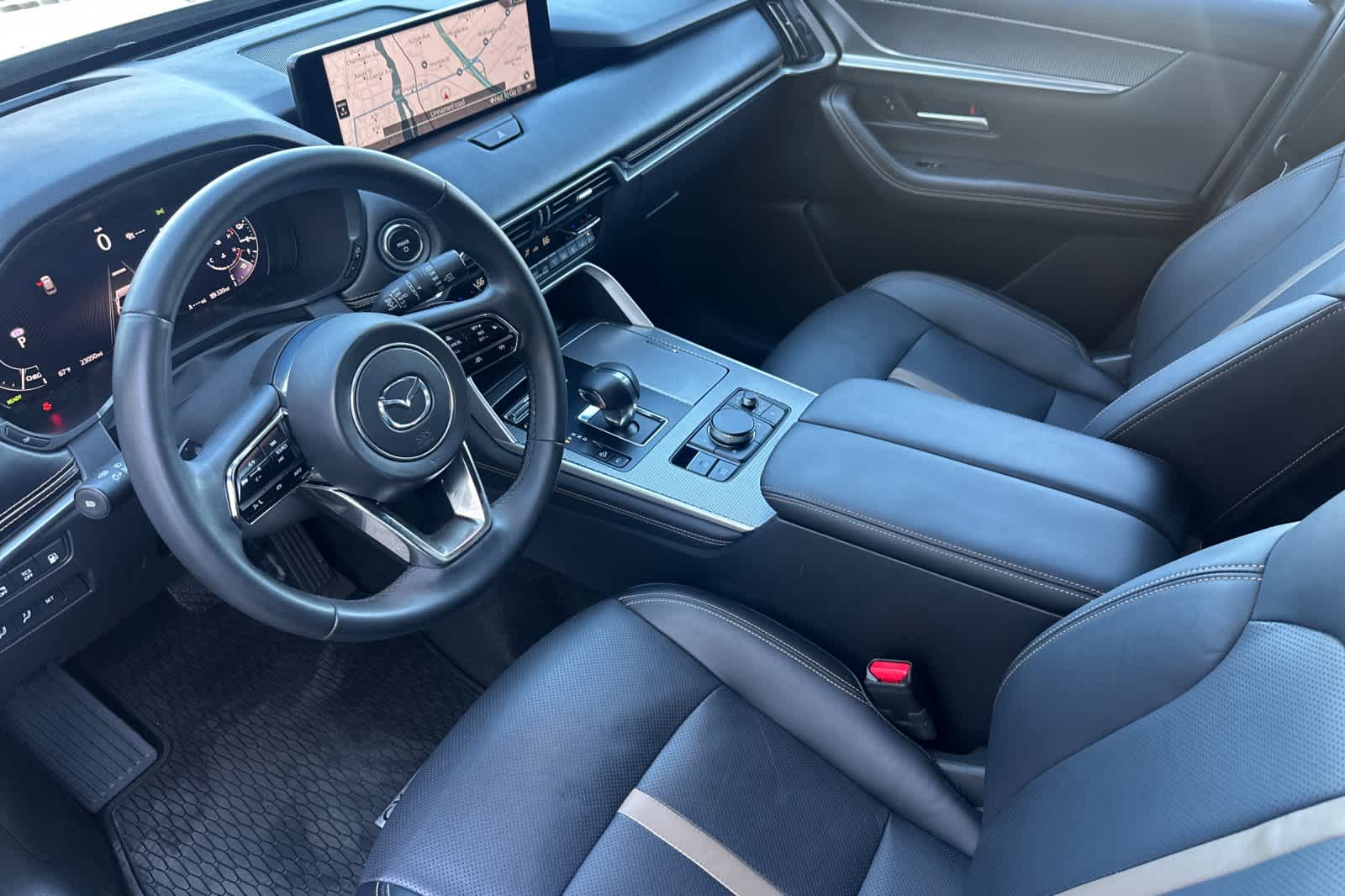 Thumbnail: 2025 Mazda CX-70 - 11