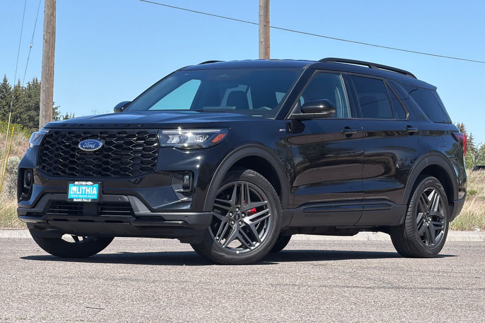 2025 Ford Explorer ST-LINE 4WD (PL535)'s photo