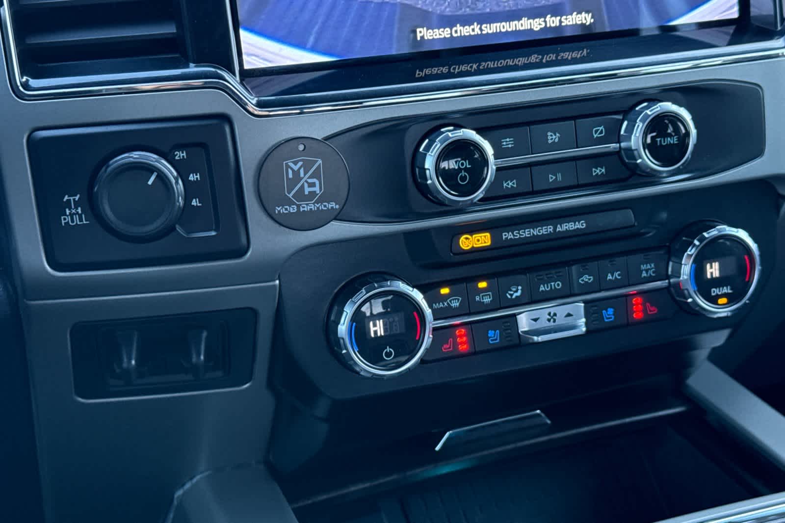 Thumbnail: 2022 Ford F-350 - 20