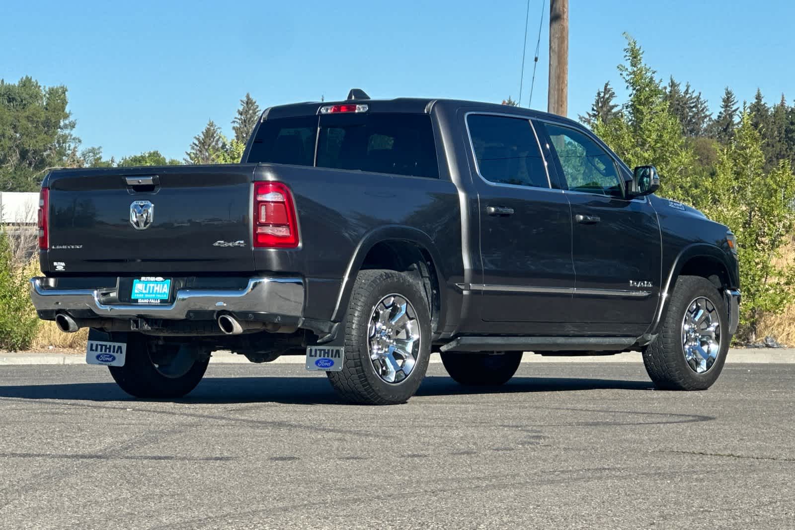 2020 Ram 1500 Limited photo 2