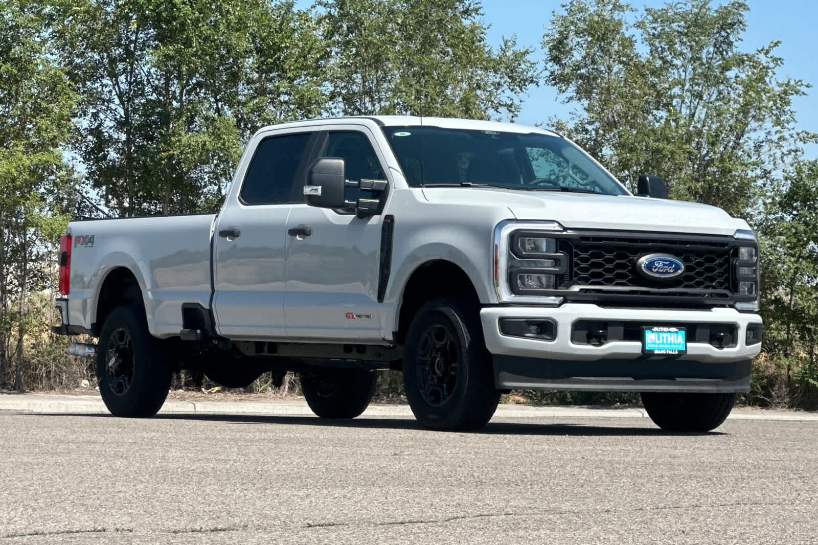 2026 Ford F-350 Super Duty XL - Photo 9