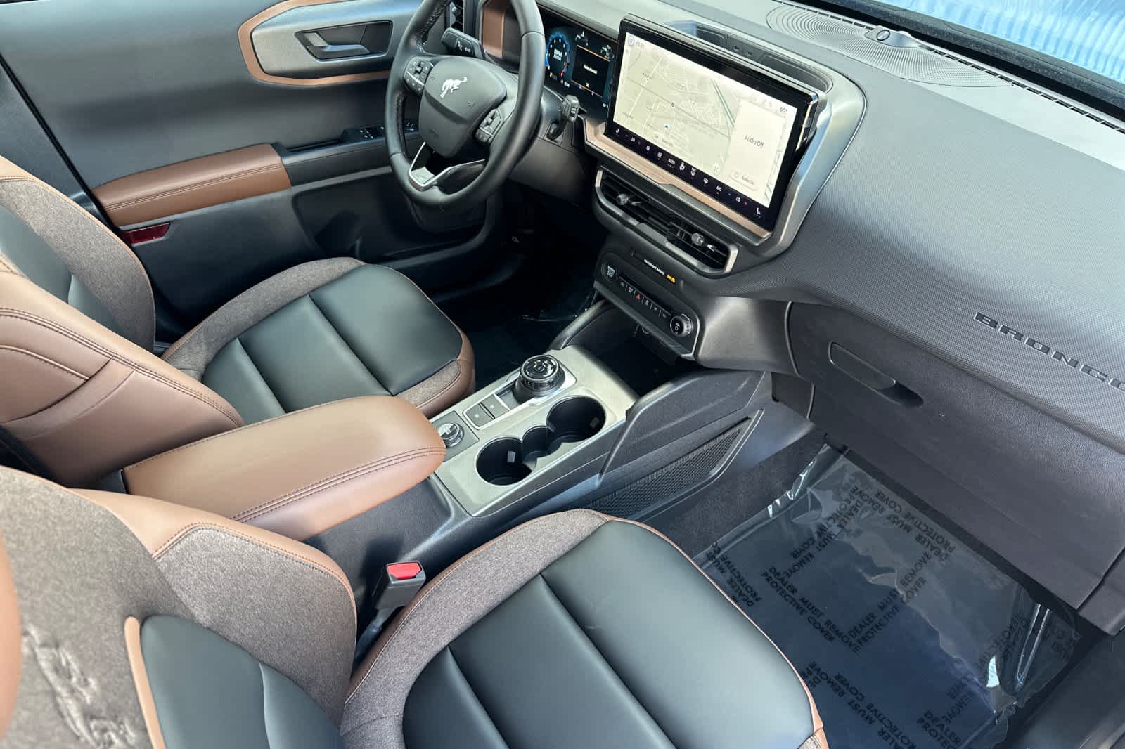 Thumbnail: 2025 Ford Bronco Sport - 16