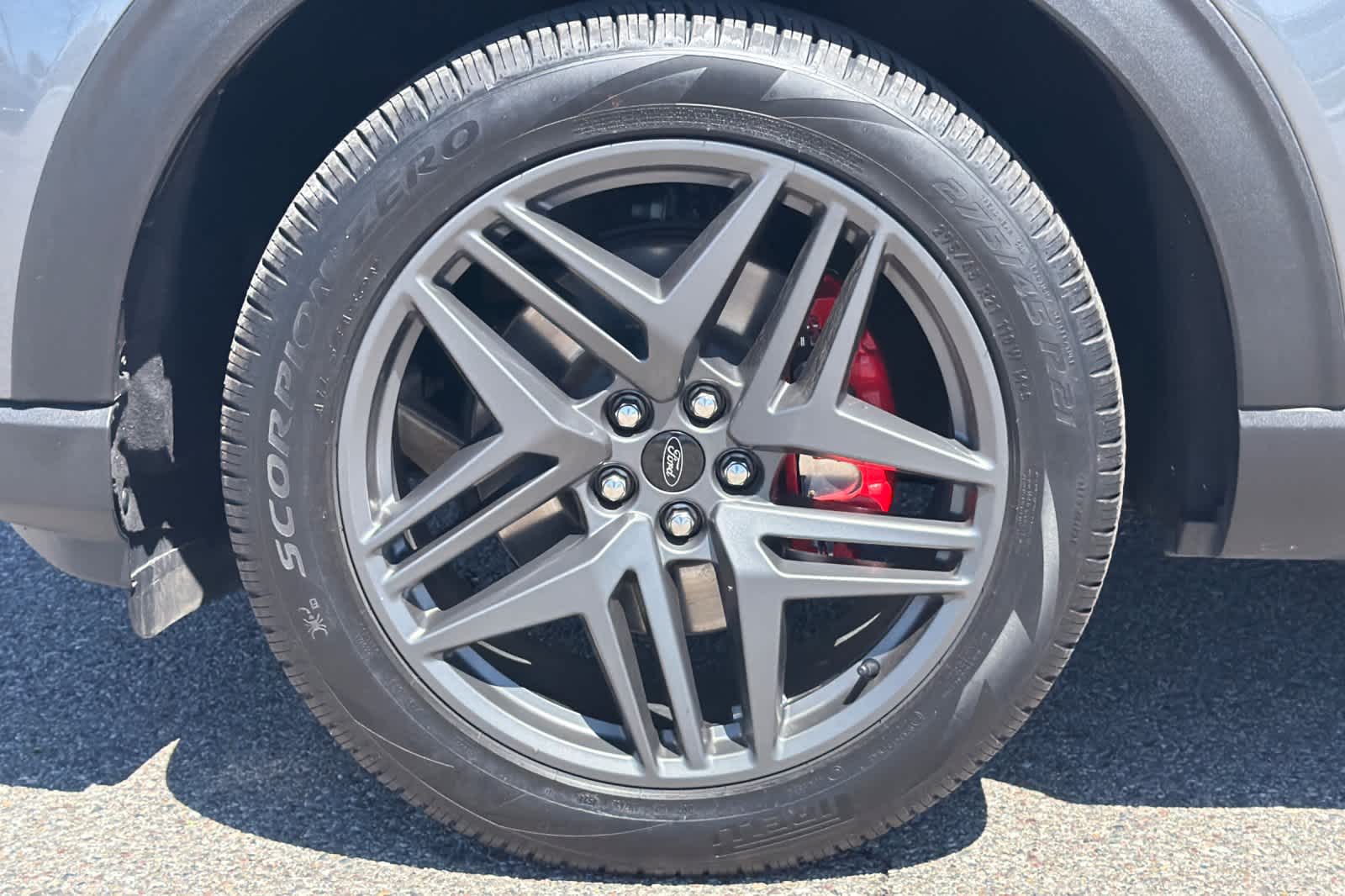 2025 Ford Explorer ST-LINE - Photo 28
