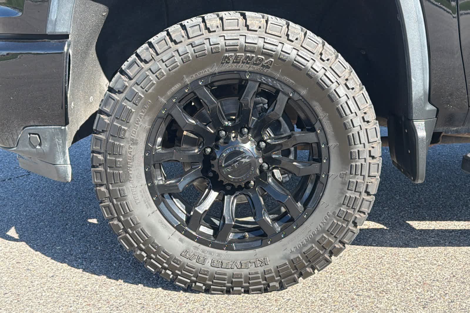 Thumbnail: 2020 Chevrolet Silverado 2500 - 23