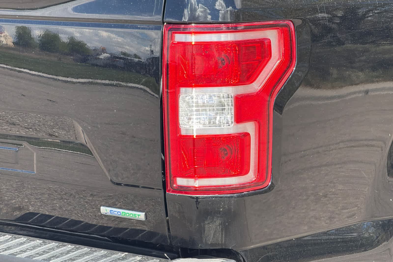 Thumbnail: 2018 Ford F-150 - 25