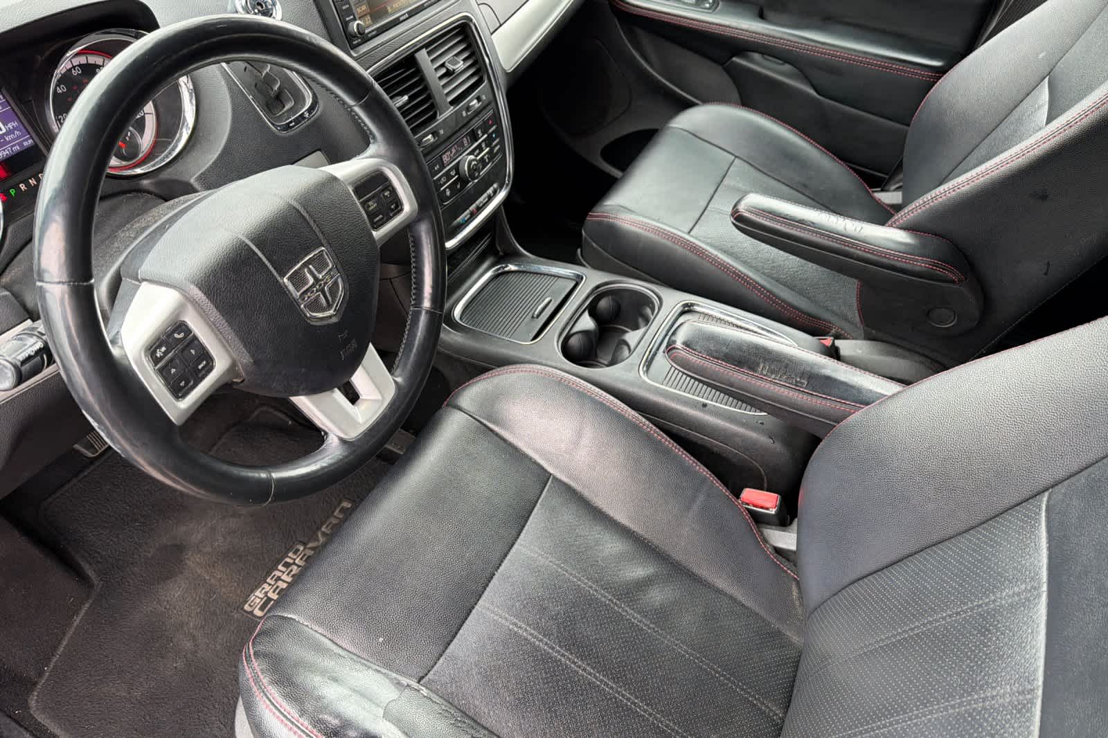 Thumbnail: 2015 Dodge Grand Caravan - 11